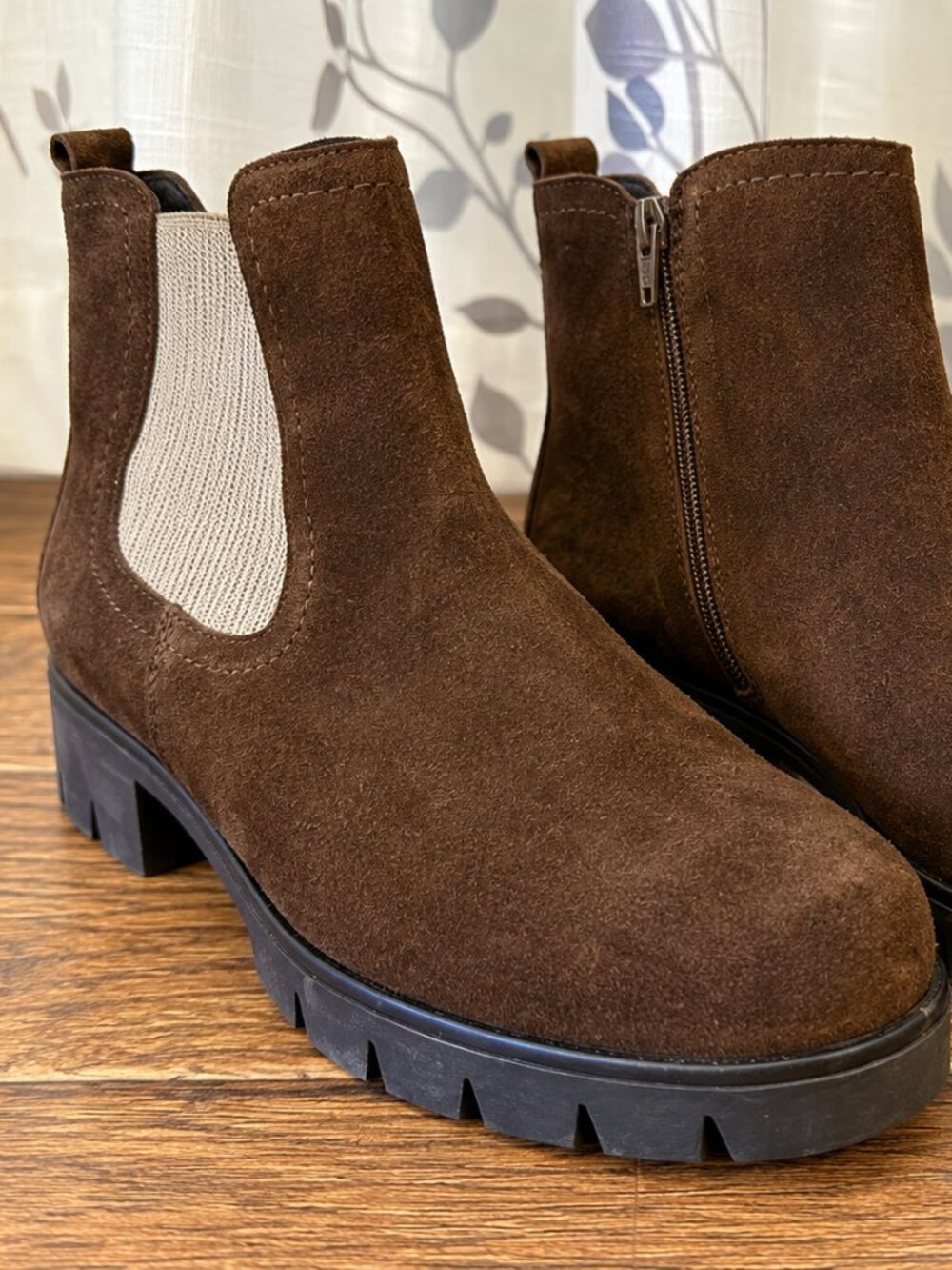 Gabor Brown Suede Lug Sole Chelsea Ankle Boots EU 41 US 10 NEW